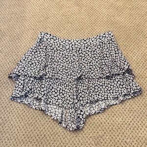 Altar'd State Navy and White Floral Skort
